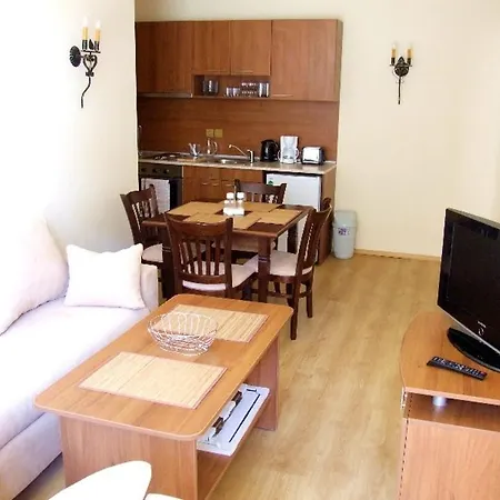 Appartamento Royal Club - *