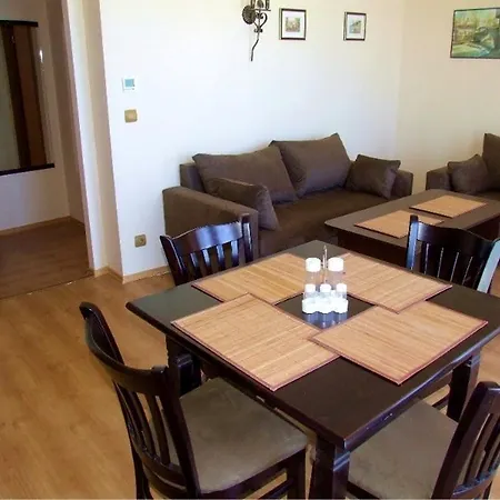 Royal Club - Appartamento Elenite