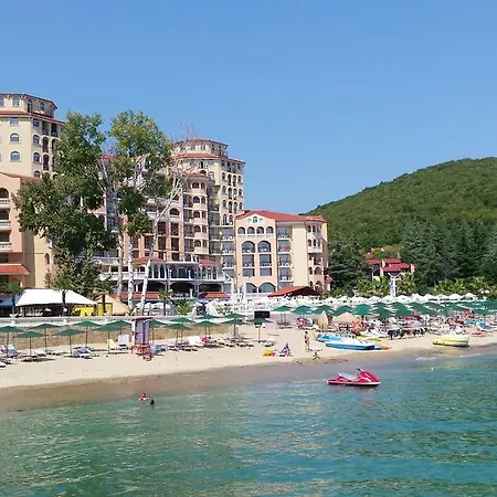 Royal Club - Elenite